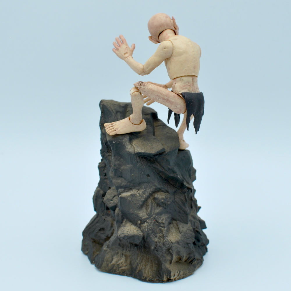 Lord of the Rings Deluxe Gollum Action Figure